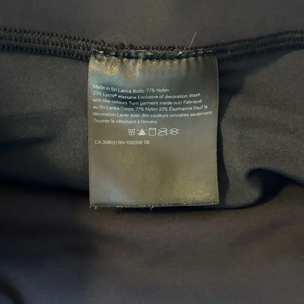 Lululemon Get in Line Super High Rise Tight 28 inch Black Legging Sz 8 - Picture 12 of 15